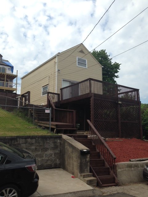 18 HOLT ST