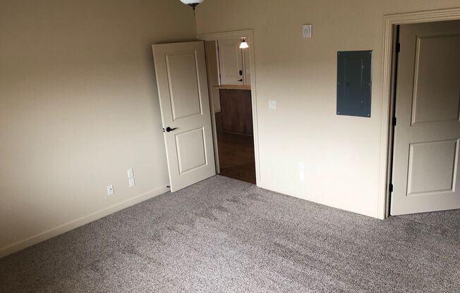 1 bed, 1 bath, $1,050, Unit BD2810-103