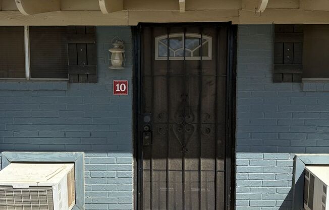 Lakeside Bungalows 1