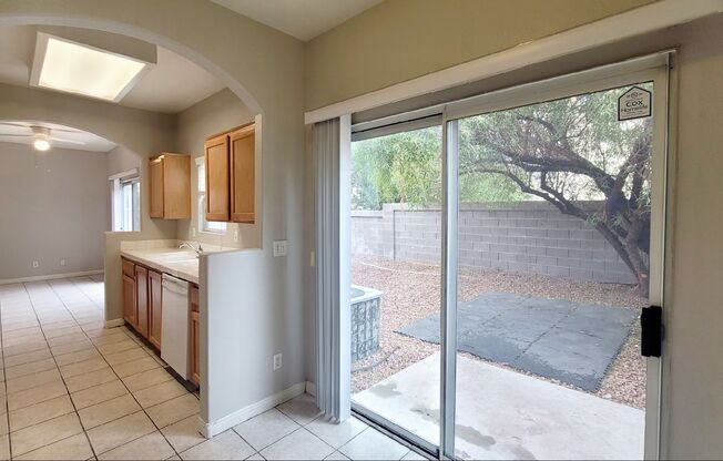 3 beds, 2.5 baths, $1,700