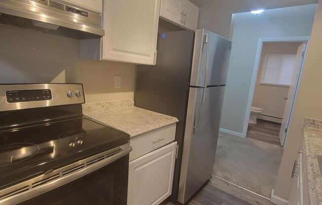 2 beds, 1 bath, 750 sqft, $1,545, Unit 203