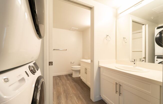 3 beds, 2 baths, 1,360 sqft, $999, Unit 702 Room 2 Bed A