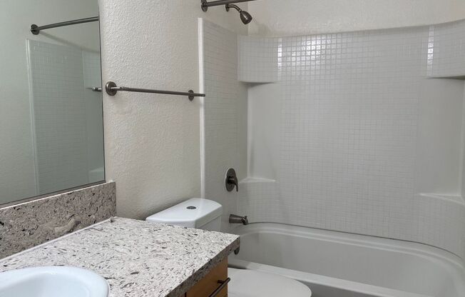 1 bed, 1 bath, 733 sqft, $2,345, Unit 3804