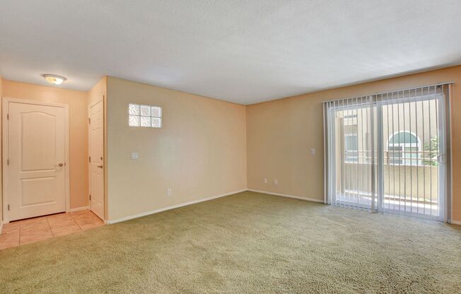 3 beds, 2 baths, $1,520, Unit # 1039