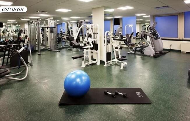 Studio, 1 bath, $4,600, Unit 6M