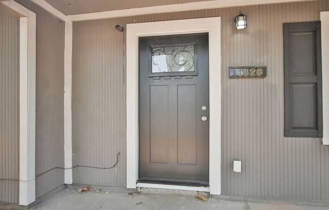2 bed, 1 bath in great location - move in ready in South East Houston!