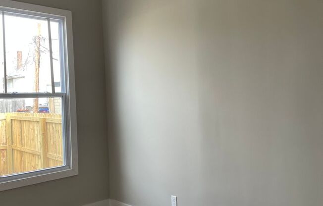 Shelby Park Amazing Newly Renovated 2 Bedroom House