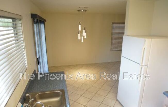 3 beds, 2 baths, 1,196 sqft, $1,895