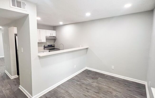 1 bed, 1 bath, 939 sqft, $1,242, Unit 200A