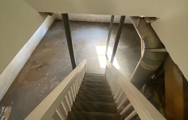 Welcome to 1009 Springview St, Birmingham, AL!