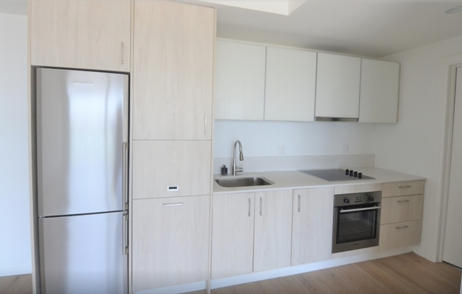 1 bed, 1 bath, 787 sqft, $3,810, Unit 1425