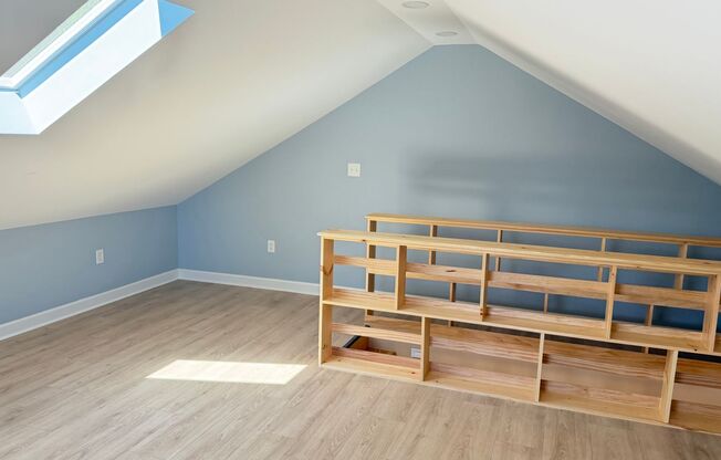 8800 Plymouth Street SPRING PARK PROPERTIES, LLC