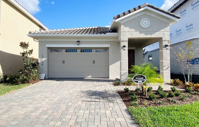 Beautiful brand new house in Eagle Creek community within heart of medical city.