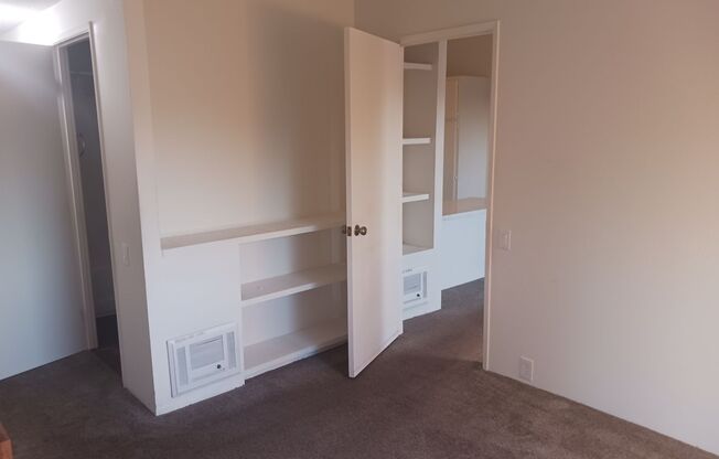 1 bed, 1 bath, 525 sqft, $2,135, Unit 2I