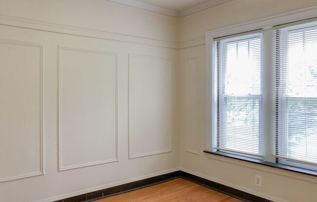 1 bed, 1 bath, 850 sqft, $1,595, Unit 2010-2A