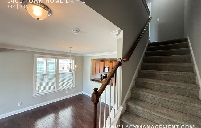 1401 TOWN HOME DR