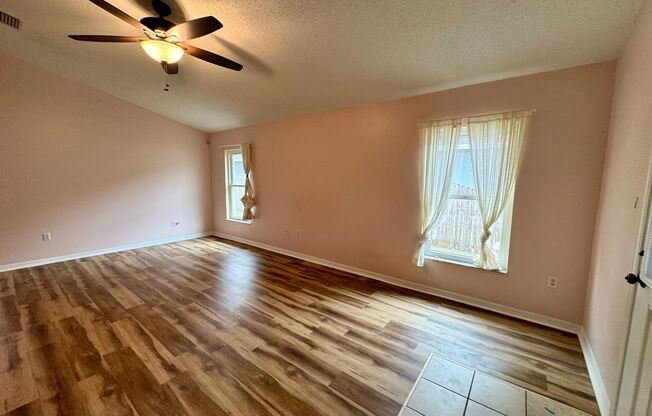 3 Bedroom 2 Bath in Lakeland