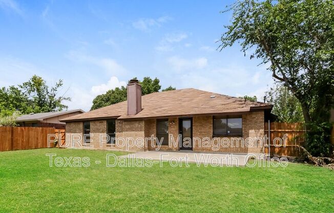 928 FREESTONE DR