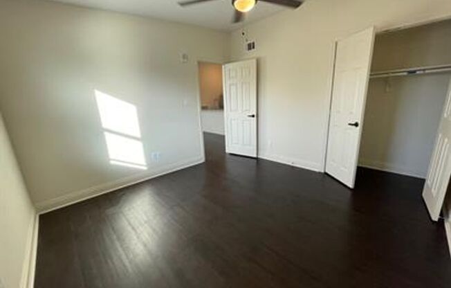 1 bed, 1 bath, $865, Unit B206