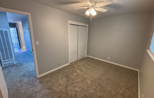 2 beds, 1 bath, 800 sqft, $1,845, Unit O-30