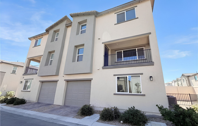 Stunning Tri-Level Townhome with Breathtaking Nevada Mountain Views