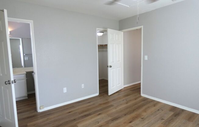 2 beds, 2.5 baths, 1,250 sqft, $3,250, Unit Apt. #6