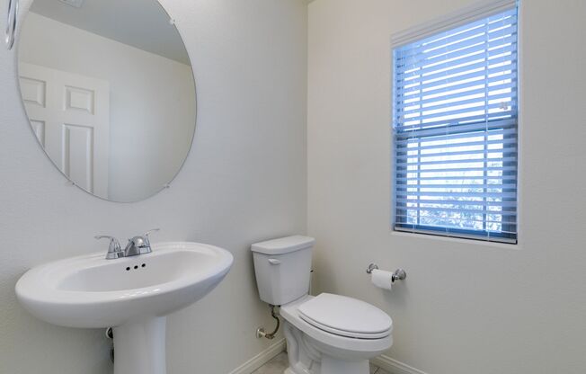 3 beds, 2.5 baths, $1,895