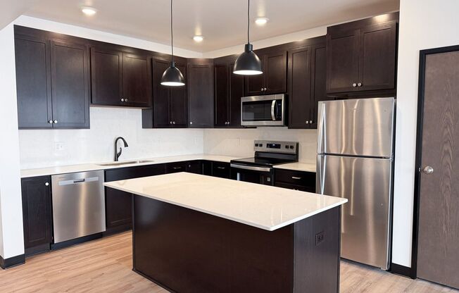 1800 COLLABORATION PL