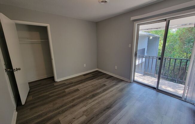 3 beds, 2 baths, 1,189 sqft, $1,200, Unit G7