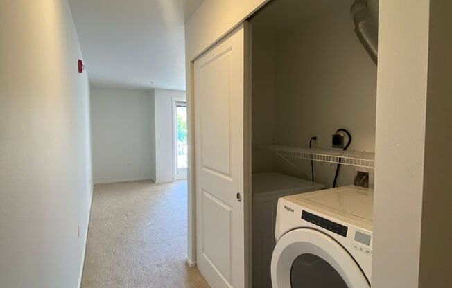 1 bed, 1 bath, 655 sqft, $2,195, Unit 2401-A