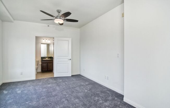 1 bed, 1 bath, 977 sqft, $2,695, Unit 108