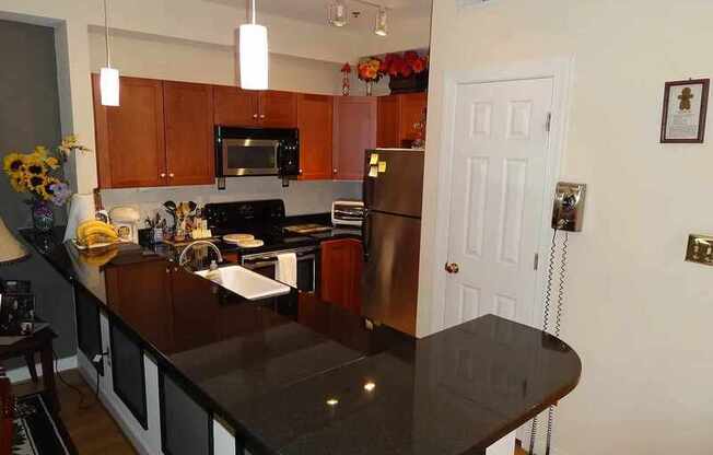 215 N 19 ST