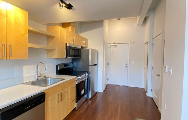 Studio, 1 bath, 175 sqft, $1,895, Unit 2506-A