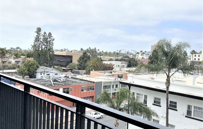 Studio, 1 bath, 354 sqft, $2,195, Unit 405