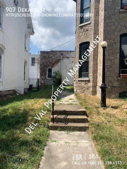 907 DEKALB ST