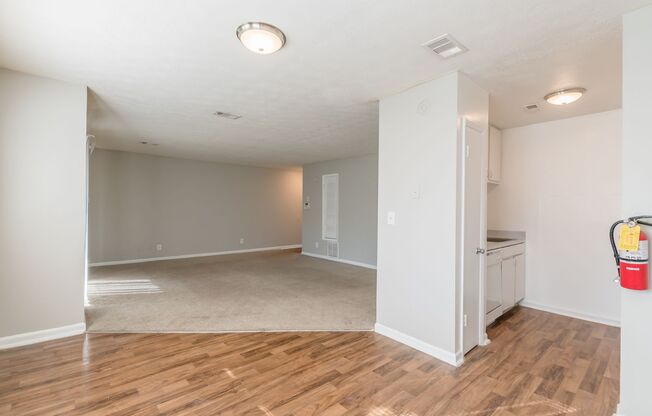 2 beds, 1 bath, 1,100 sqft, $1,396, Unit 3665-E04