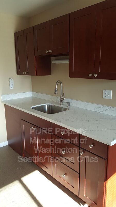 2215 California Ave SW