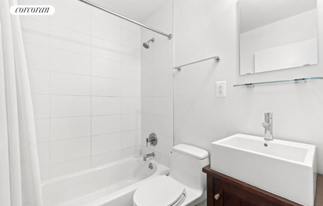 Studio, 1 bath, $4,400, Unit 3T