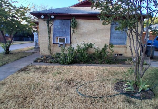 3019 AVON ST