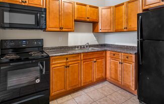 1 bed, 1 bath, 660 sqft, $1,100, Unit 204