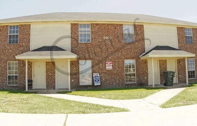 3902 Gus Dr