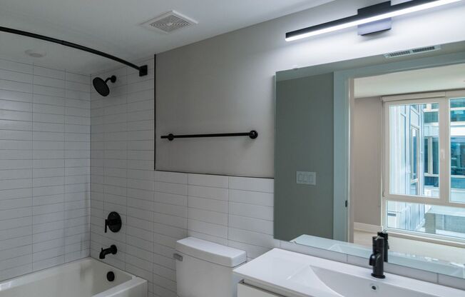 1 bed, 1 bath, 683 sqft, $1,725, Unit 502