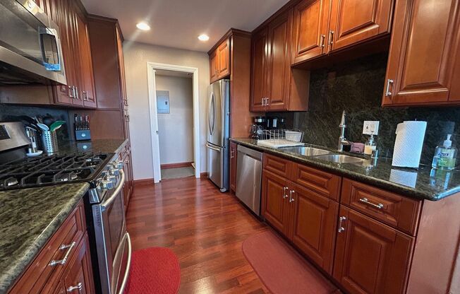 Rent Today!! Stunning 3-Bedroom Condo with Unbeatable Views!