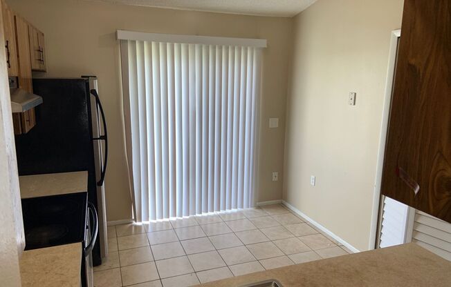 2 beds, 2 baths, $1,590