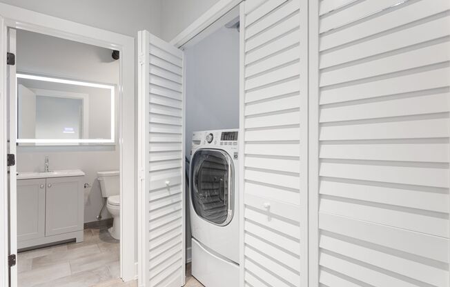 2 beds, 1 bath, 570 sqft, $2,500, Unit 301