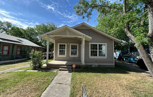 AVAILABLE SOON! Adorable 3 bedroom 2 bath Downtown
