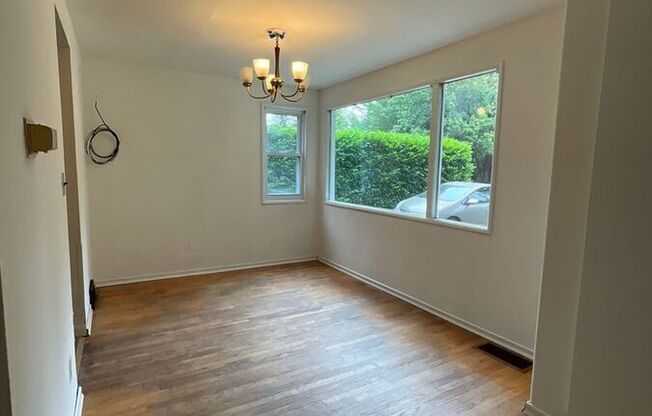 13733 26 AVE NE