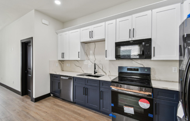 3365 4 AVE S
