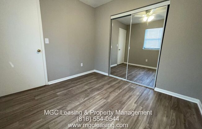 2 beds, 1 bath, 585 sqft, $995, Unit 307-1 SE Grand Ave