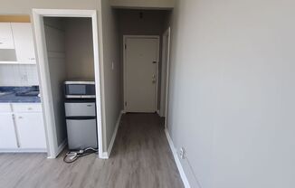 Studio, 1 bath, $645, Unit 712 #202